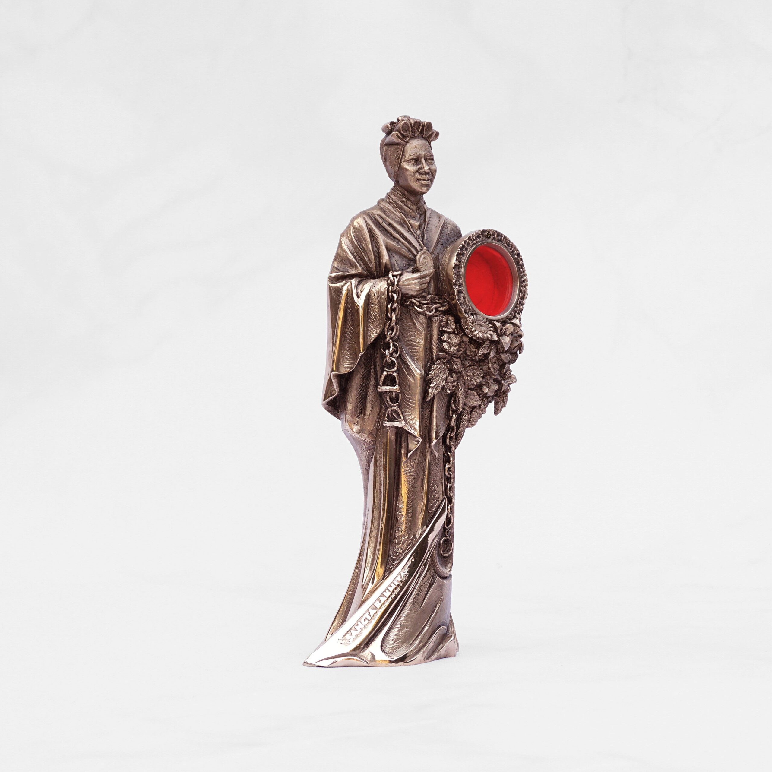 relikwiarz_sw.-Jozefina-Bakhita_widok-scaled relikwiarz_sw.-Jozefina-Bakhita_widok-scaled