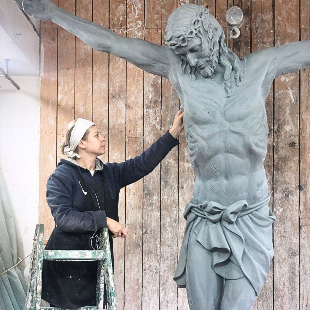 Sacred sculpture - stages of work. On the picture is also is the artist, Urszula Szczepaniak.