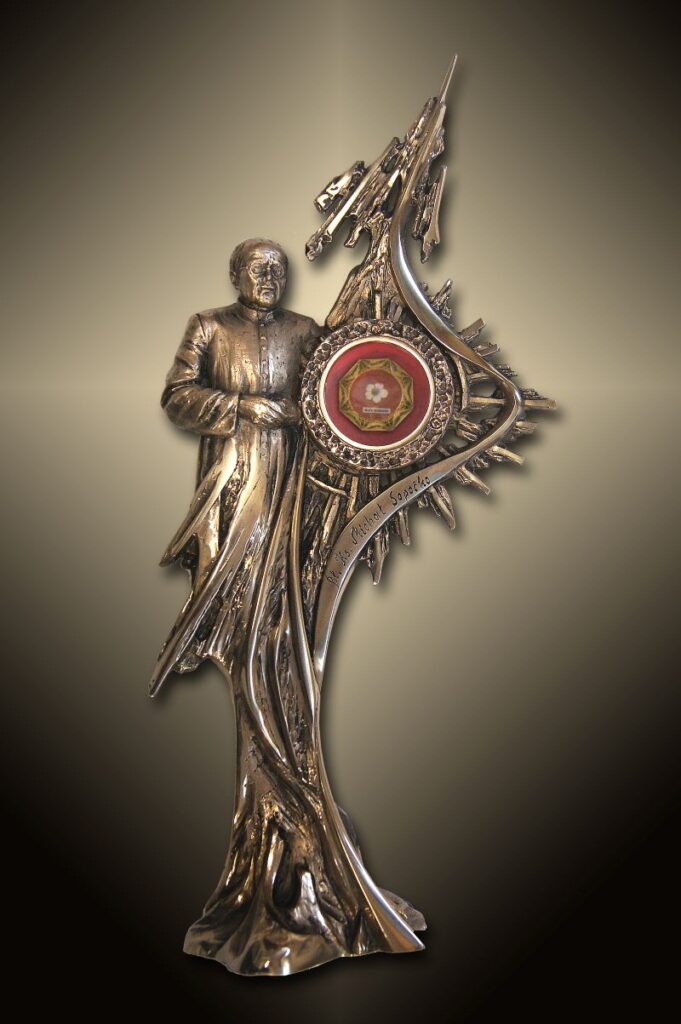 Ksiądz Michał Sopoćko- zdjęcie relikwiarza wykonanego przez Szczepaniak Art